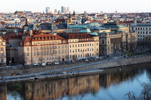 Saubere Straßen der Stadt Prag