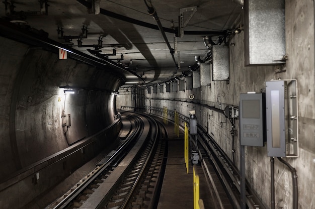 Kostenloses Foto schienen der u-bahn