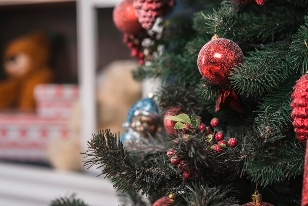 Schließen Sie oben vom Weihnachtsbaum