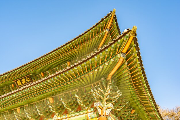 Schöne Architektur, die Changdeokgungs-Palast in Seoul-Stadt errichtet