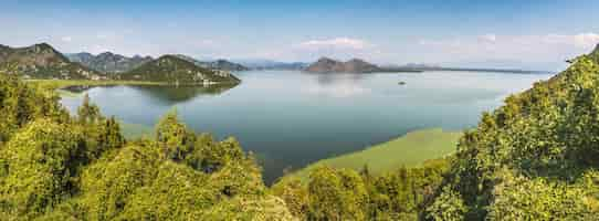 Kostenloses Foto schöne aufnahme des skutarisees, montenegro