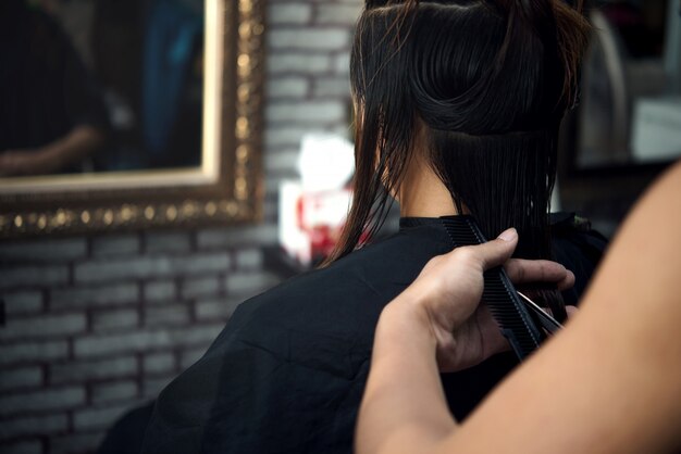 Schöne frauen haarschnitt