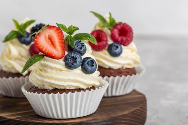 Schöne und leckere Dessert Vorderansicht