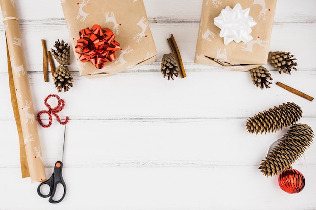 Schöne weihnachtsgeschenke zusammensetzung