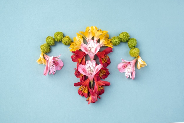 Schöner Blumenstillleben-Eierstock
