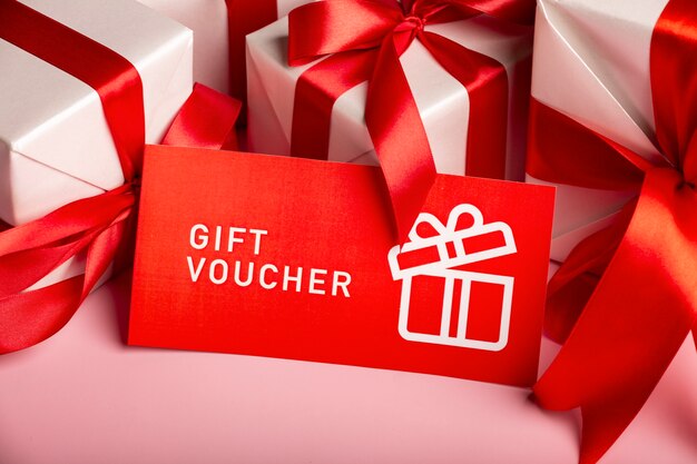 Schöner Geschenkgutschein mit Dekoration