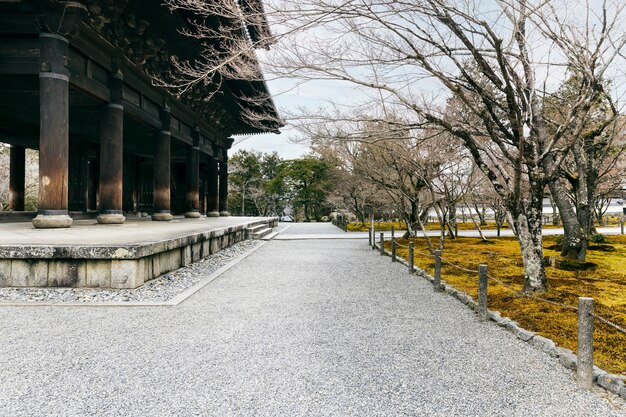 Schöner japanischer Garten