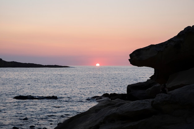 Kostenloses Foto schöner landschaftsblick auf das meer