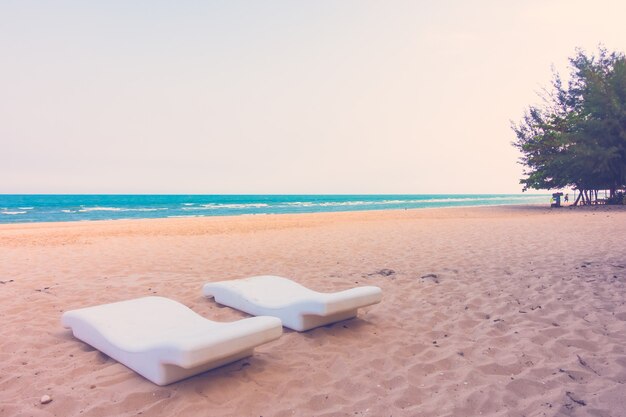 Schöner Strand und Meer