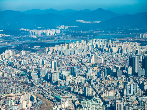 Schönes Architekturgebäude in Seoul-Stadt
