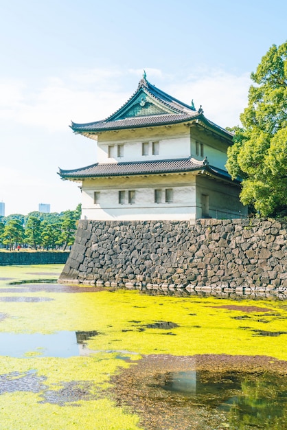 Kostenloses Foto schönes kaiserpalastgebäude in tokio