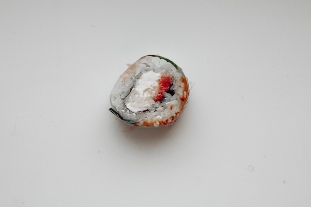 Schönes leckeres Sushi Sushi-Lieferung Werbung für Sushi-Rollen aus Fisch und Käse