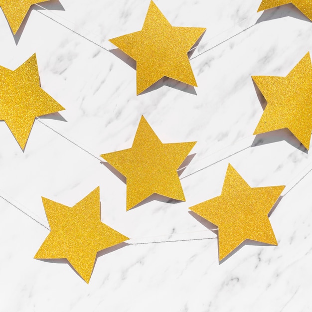 Schönes und glitzerndes Neujahrskonzept