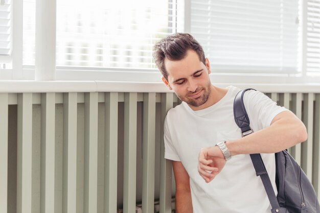 Schüler beobachten Zeit