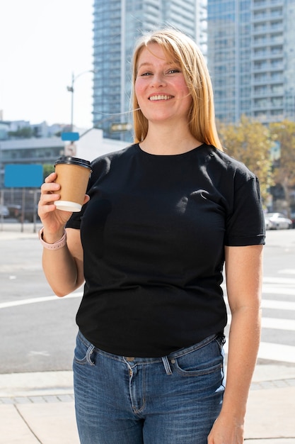 Schwarzes T-Shirt für Damen im Streetstyle in Übergröße