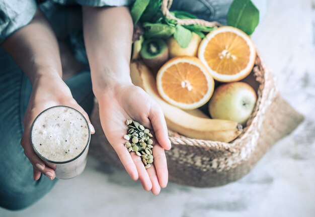 Smoothies mit gesunder Ernährung