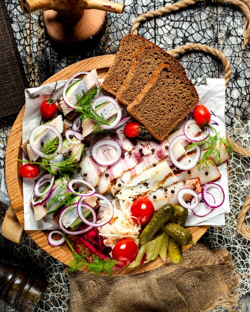 Snacks gepökeltes Schweinefleisch