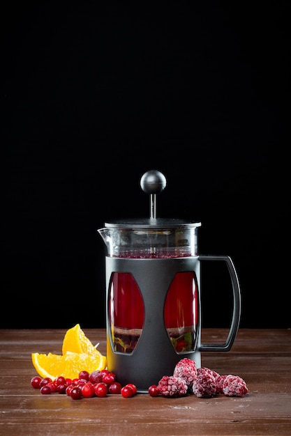 Kostenloses Foto sommer-früchtetee mit beeren