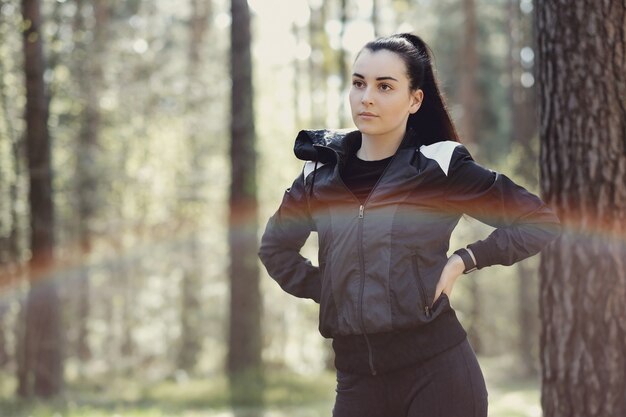 Sport im Freien, Mädchen strecken, Mädchen strecken