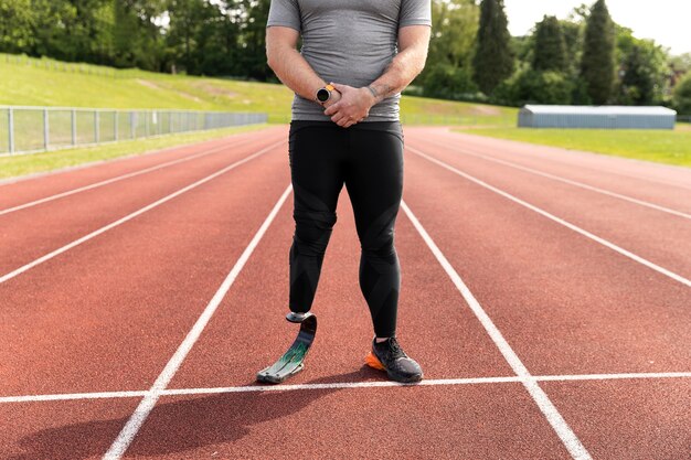 Sportler mit Beinprothese hautnah