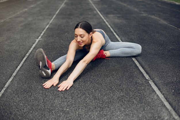 Sportmädchentraining am Stadion