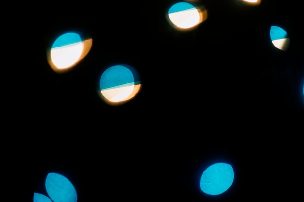 Spots aus zweifarbigem Licht