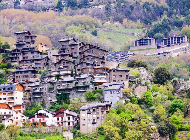 Stadt in den Bergen. Andorra la Vella