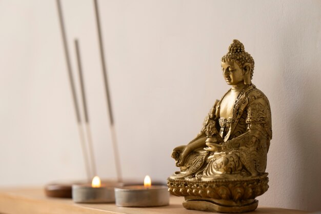 Stillleben mit Buddha-Figur