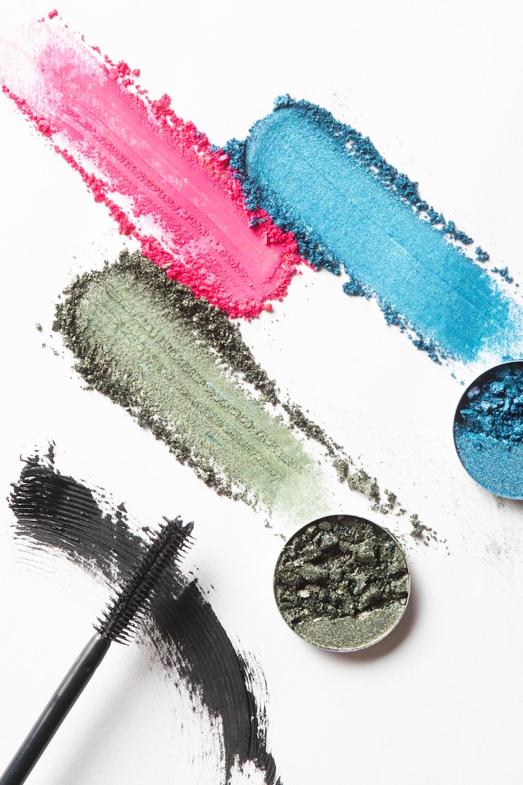 Kostenlose Foto stillleben mit einer kombination von make-up-texturen