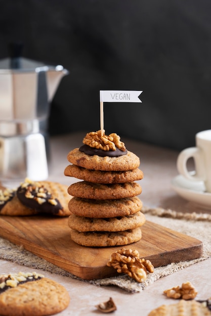 Stillleben mit veganer Bäckerei