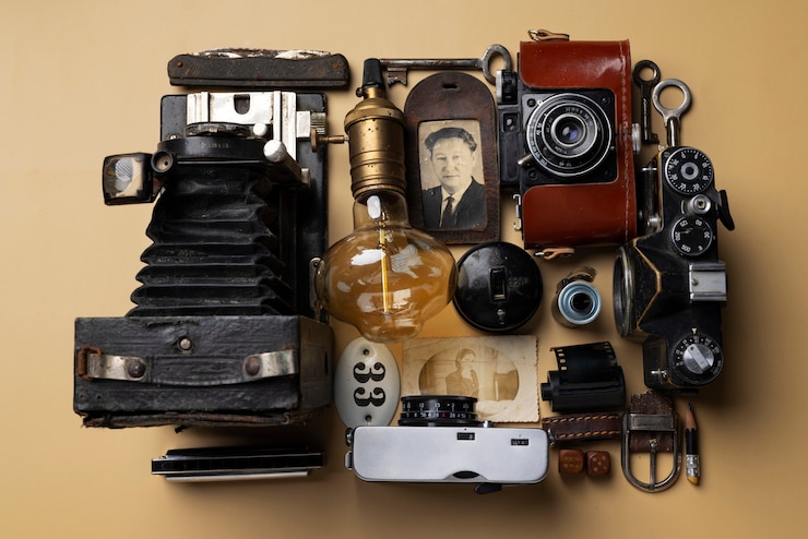 Kostenlose Foto stillleben mit vintage-objekten von oben
