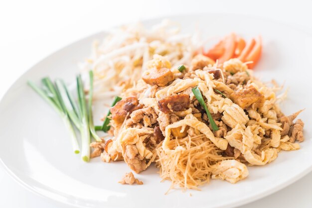 Stir Fry Nudeln im Thai-Stil