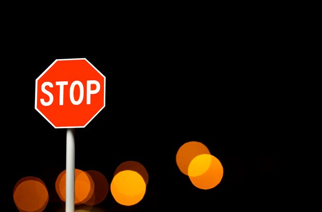 Stop-Schild in der Stadt