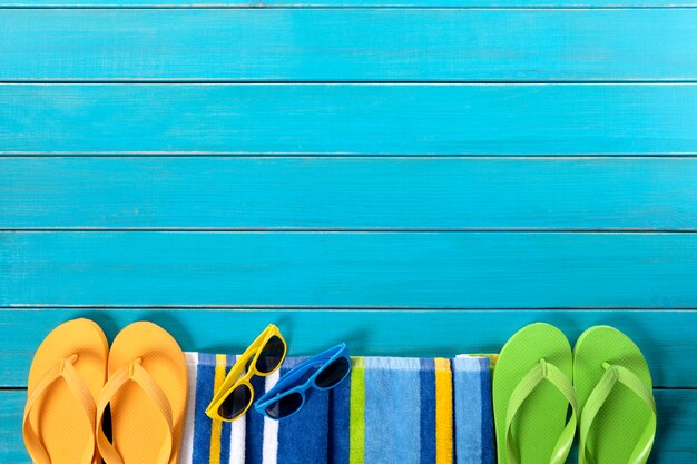 Strand Grenze Szene mit Sonnenbrille und Flip-Flops