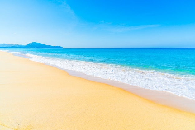 Strand mit glatten Sand und ohne Steine