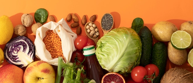 Supermarkt-Banner-Konzept mit Zutaten