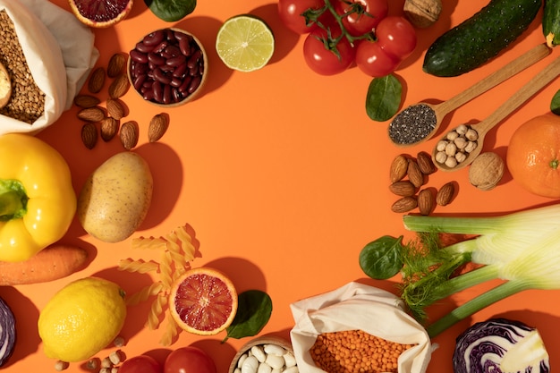 Kostenloses Foto supermarkt-banner-konzept mit zutaten