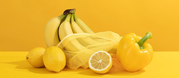 Supermarkt-Banner-Konzept mit Zutaten