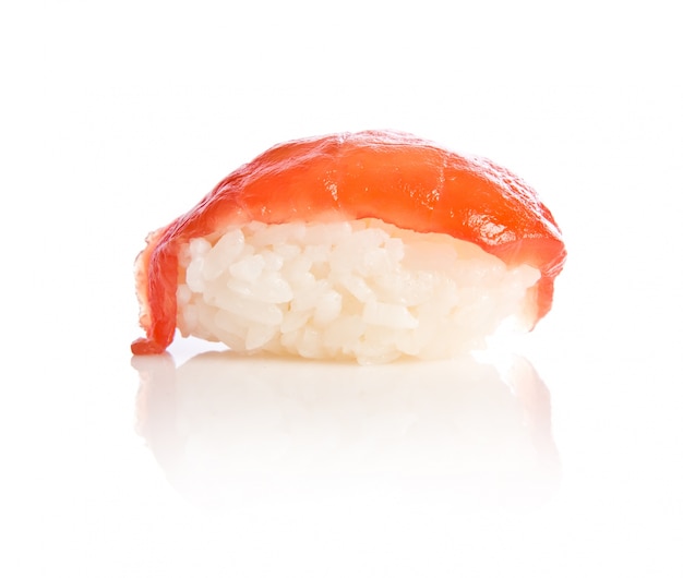 Sushi Essen über weißem Hintergrund