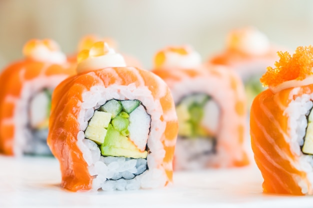 Sushi Lachs Brötchen