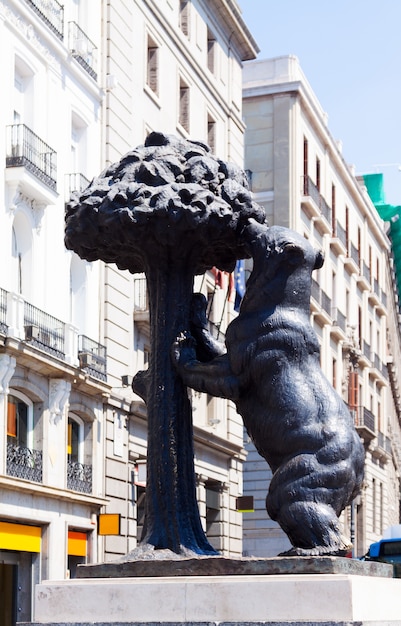 Symbol von Madrid - Skulptur von Bär und Madrono Baum