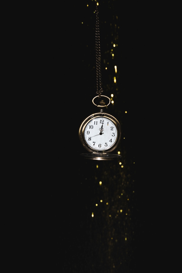 Kostenlose Foto taschenuhr mit glitzer