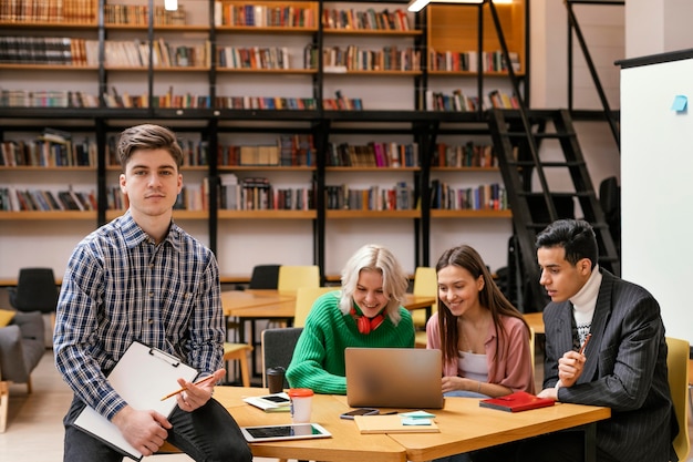 Teambesprechung für Startups