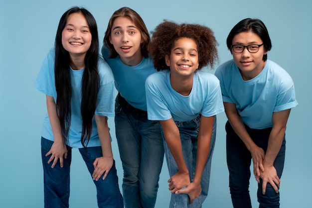 Teen beste Freunde posieren zusammen