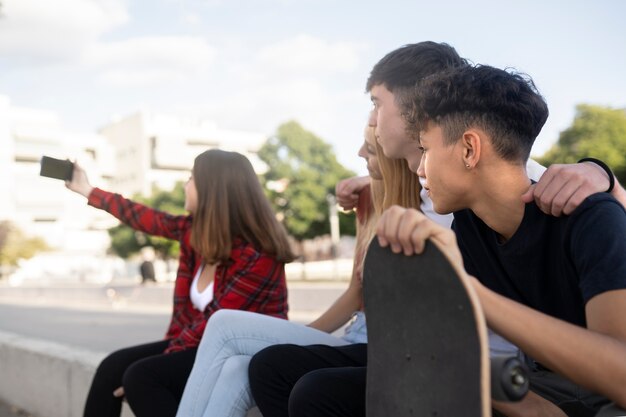 Teenager-Lifestyle in der Stadt