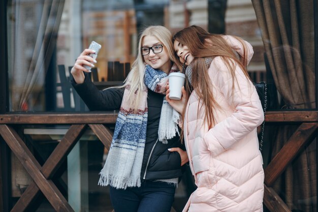 Telefon erwachsene Stadt Haare Jugend