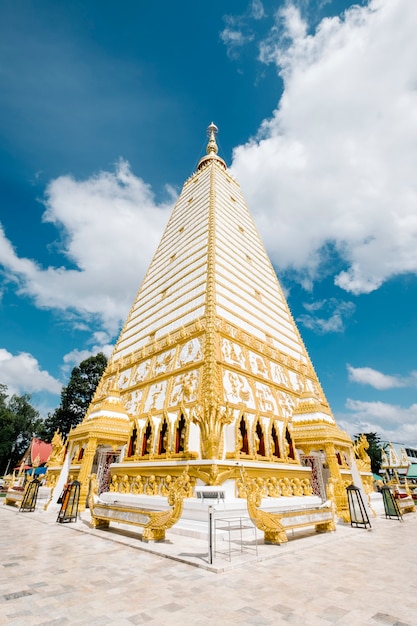 Kostenloses Foto thailändischer tempel