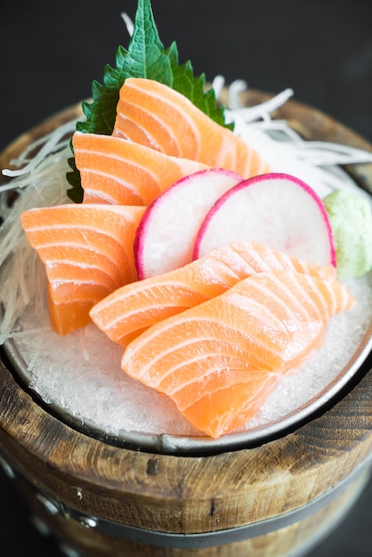 Thunfisch Lachs traditionelle japanische Küche