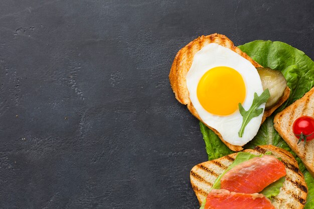 Toast Vorspeisen mit Platz zum Kopieren