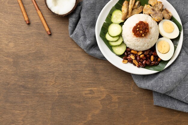 Traditionelle Nasi Lemak Mahlzeit Zusammensetzung